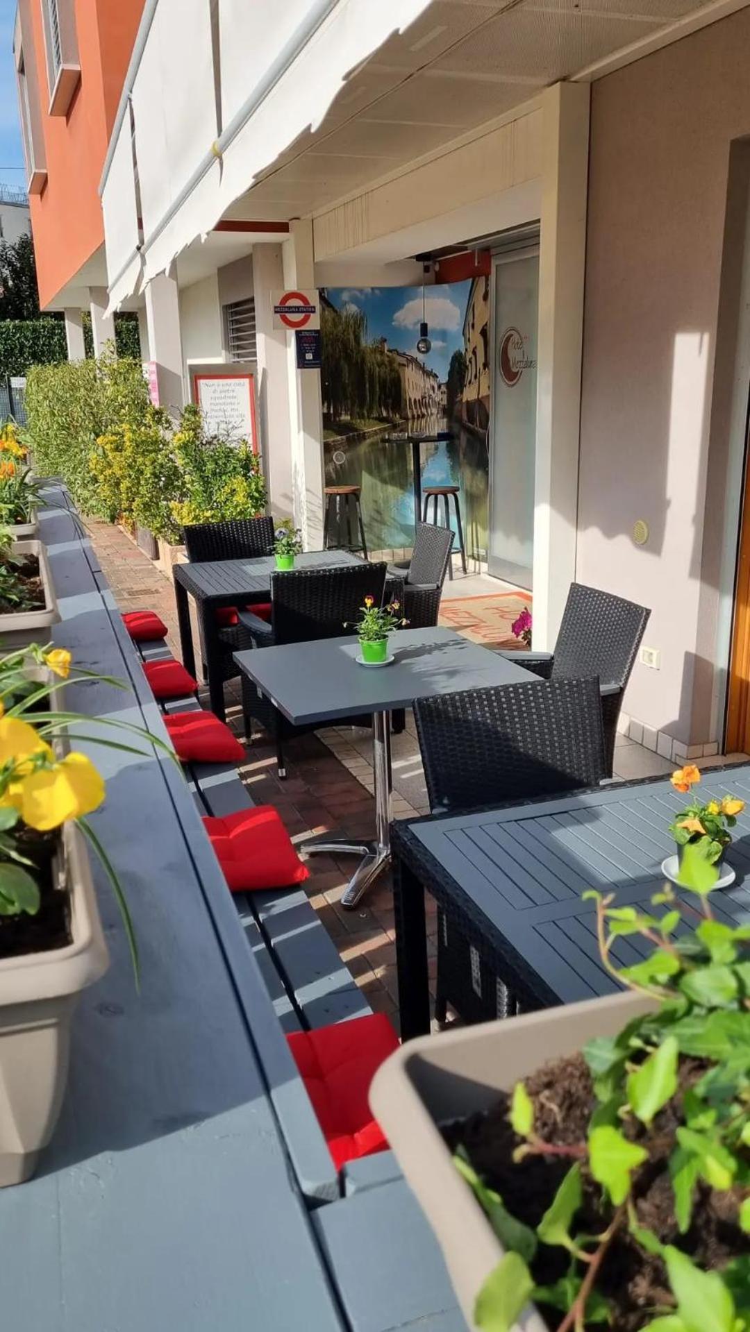 Hotel Mezzaluna Treviso Buitenkant foto